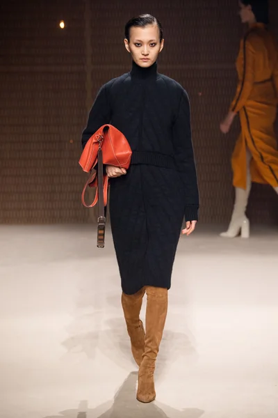 Look 42